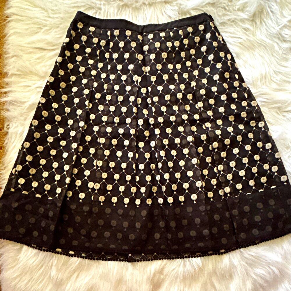 Ann Taylor Black Gold Embroidered Silk A-Line Size 4 Skirt Lined 504
